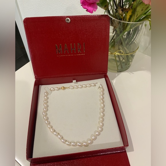 18” Pearl Necklace by Mahri - Picture 2 of 7
